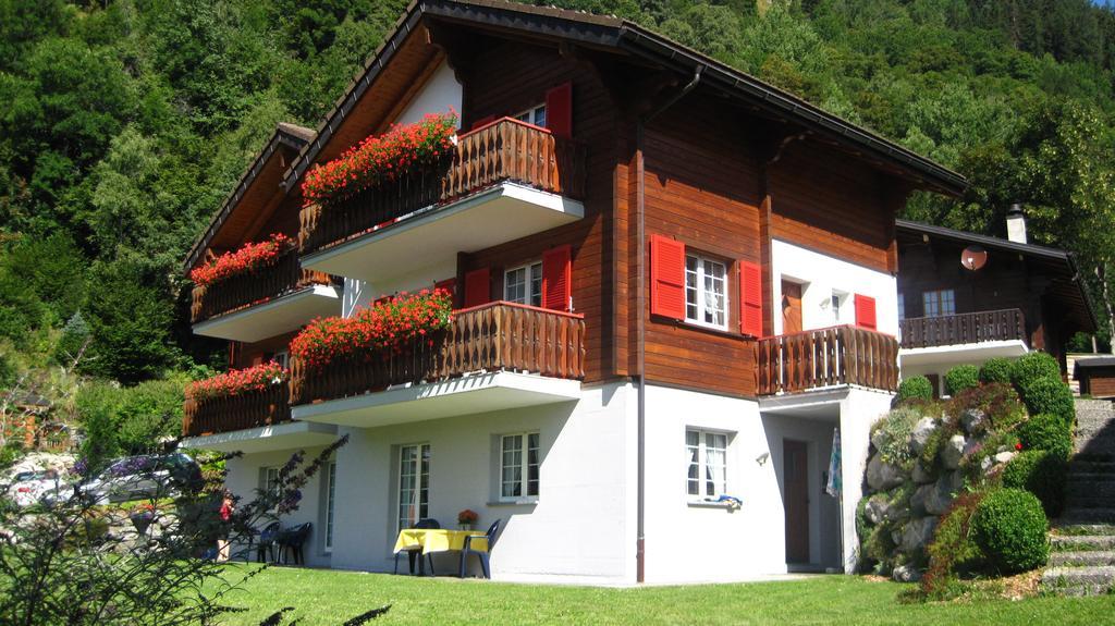 Bel-Haex Villa Blatten bei Naters Szoba fotó